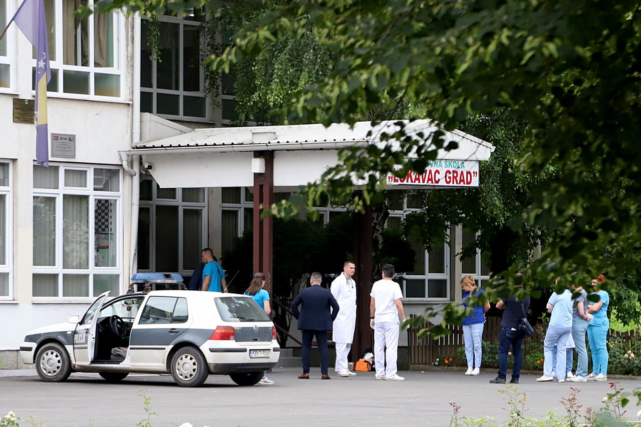 Ocu 13-godišnjaka produžen pritvor: Što je s dječakom koji je pucao u nastavnika