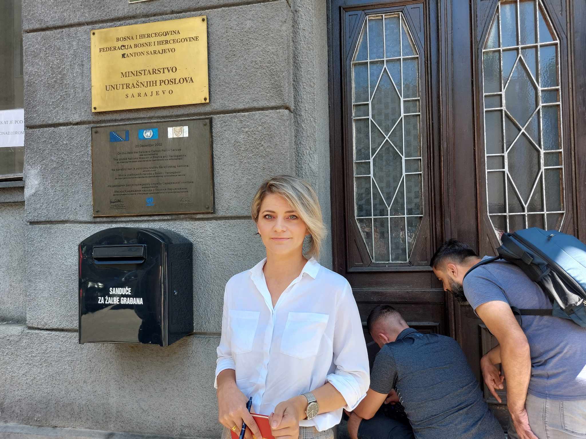 MUP KS O DETALJIMA NESREĆE U SARAJEVU: PJEŠAKINJE UDARENE NA TROTOARU, VOZAČ IZGUBIO KONTROLU NAD VOZILOM
