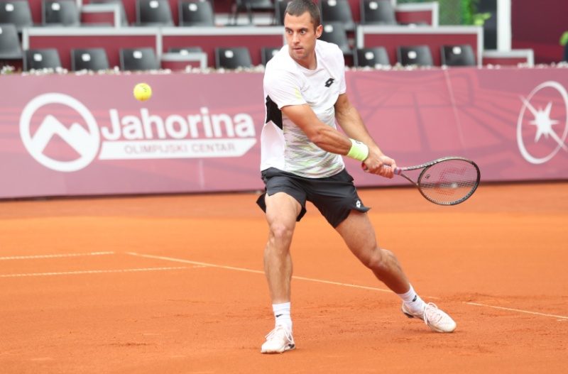 Đere propustio sve šanse i izgubio u finalu Hamburga od Zvereva, ali ga čeka veliki skok na ATP listi