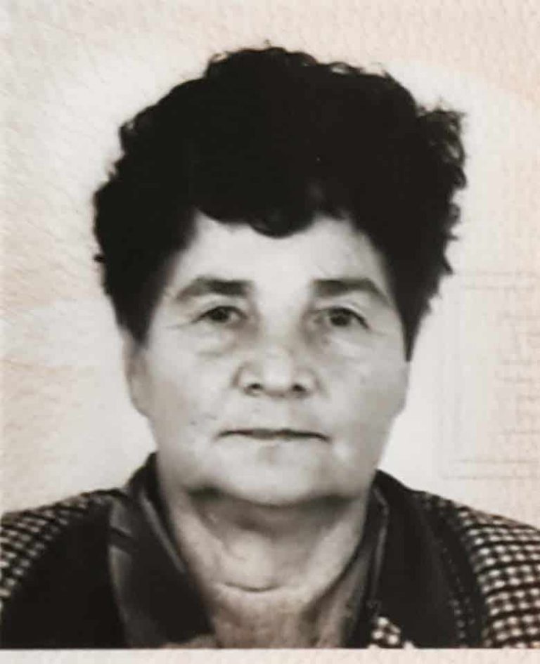 MUJESIRA BAŠIĆ, rođ. AGOVIĆ