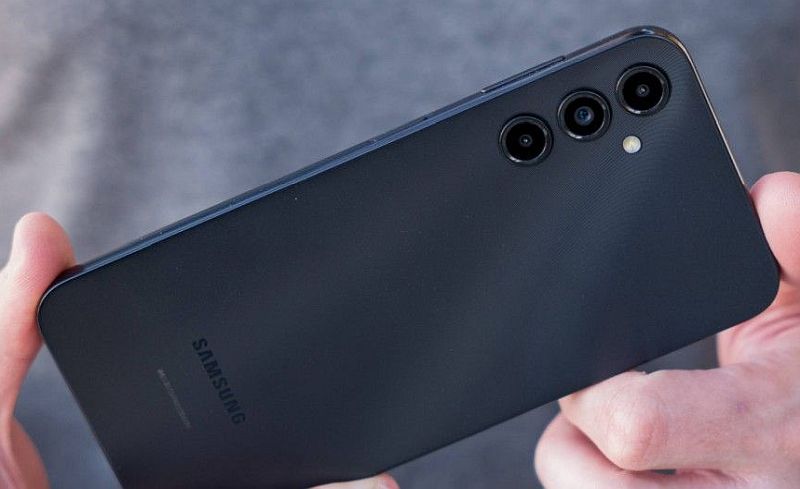 pametni telefon od 200 eura