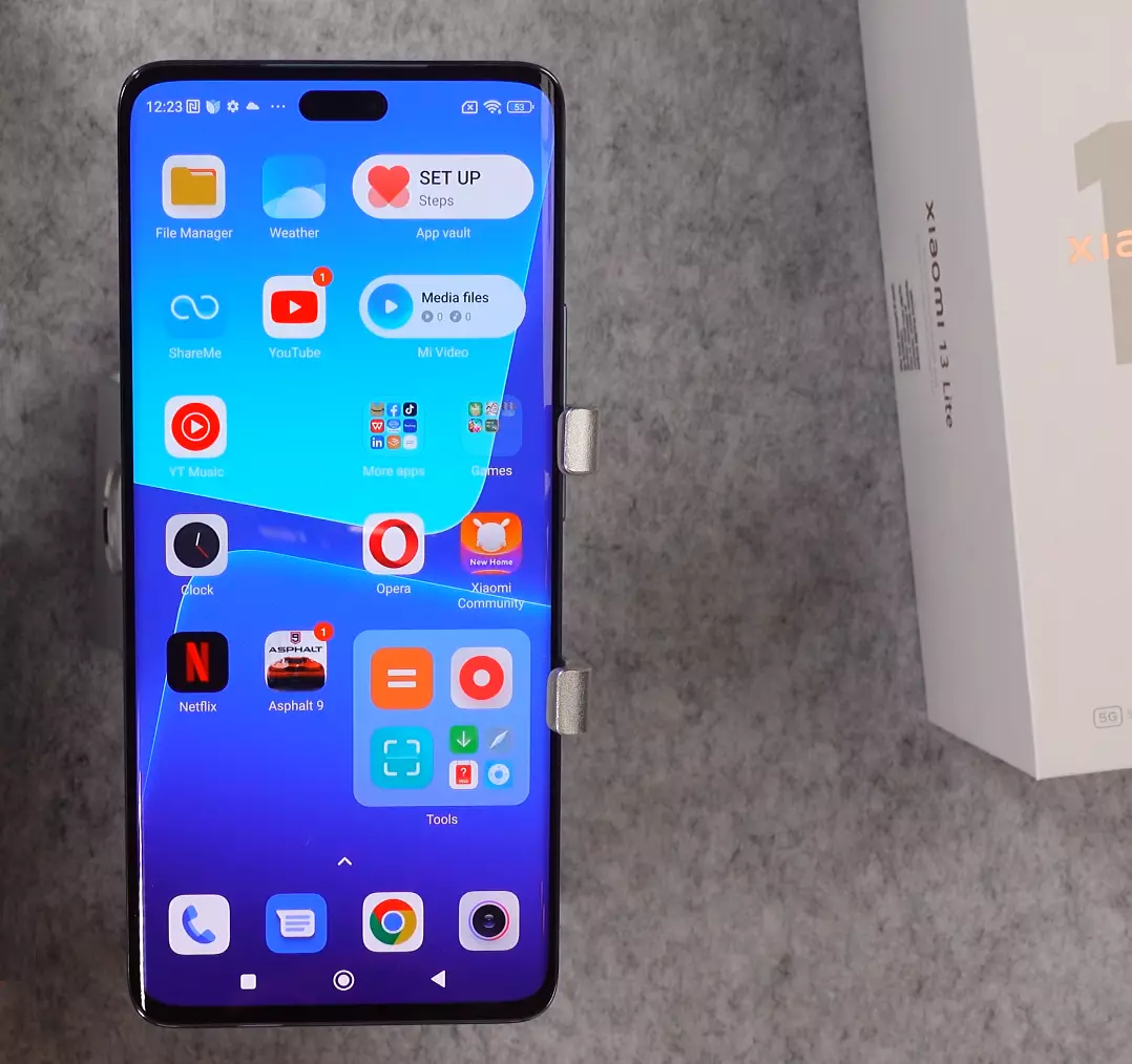 Xiaomi 13 Lite recenzija: Elegantan pametni telefon srednje klase xiaomi 13 lite test