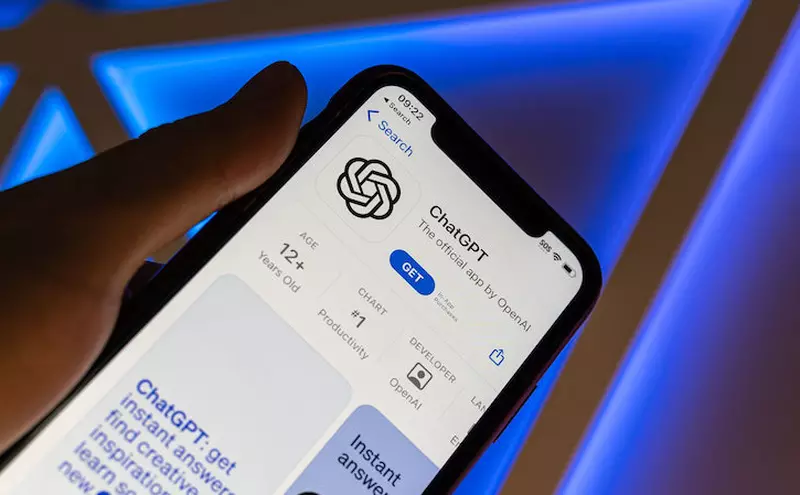 6 razloga zašto je ChatGPT iOS aplikacija bolja od web stranice