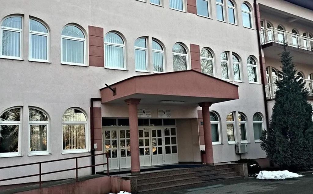 BRČAKU PRIJETI DO 10 GODINA ZATVORA: PRIJATELJA KOJI SE PREDOZIRAO OSTAVIO DA UMRE