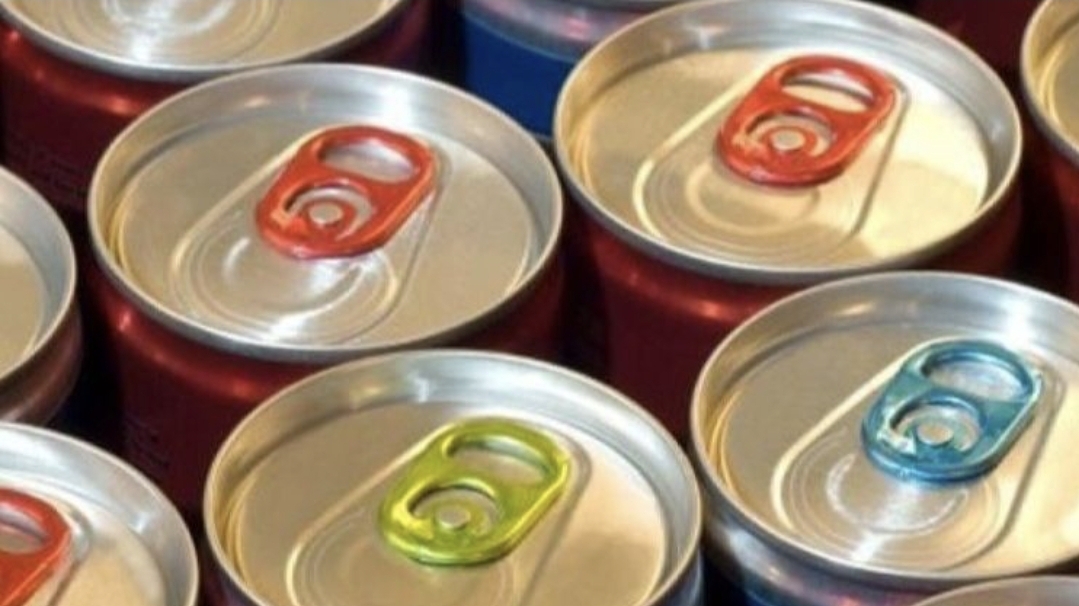 Evo šta sebi radite ako svaki dan pijete energetska pića