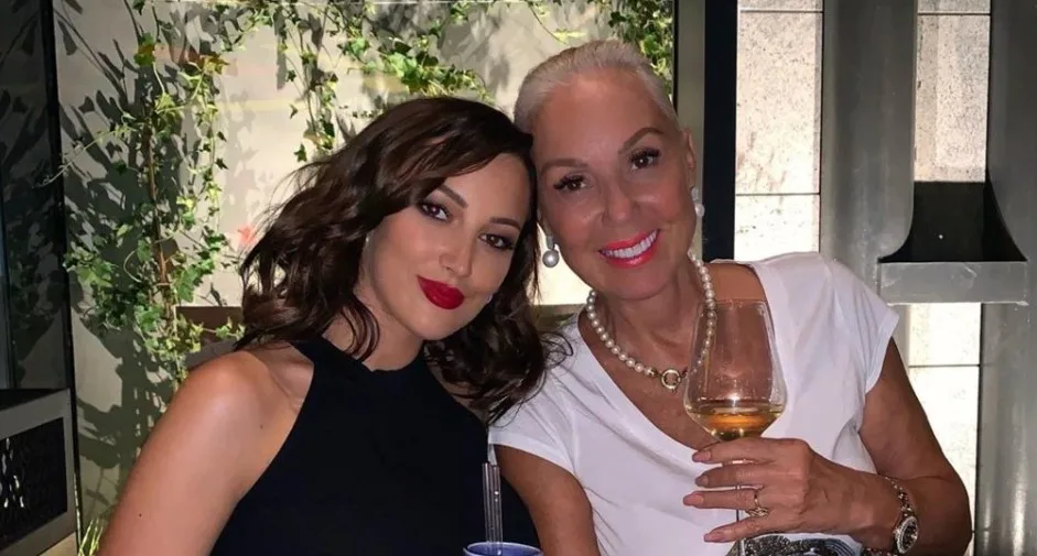Lepa Brena je imala šta da kaže o snajki Aleksandri: Ona spada u mlade snage, kao i ostali pjevači