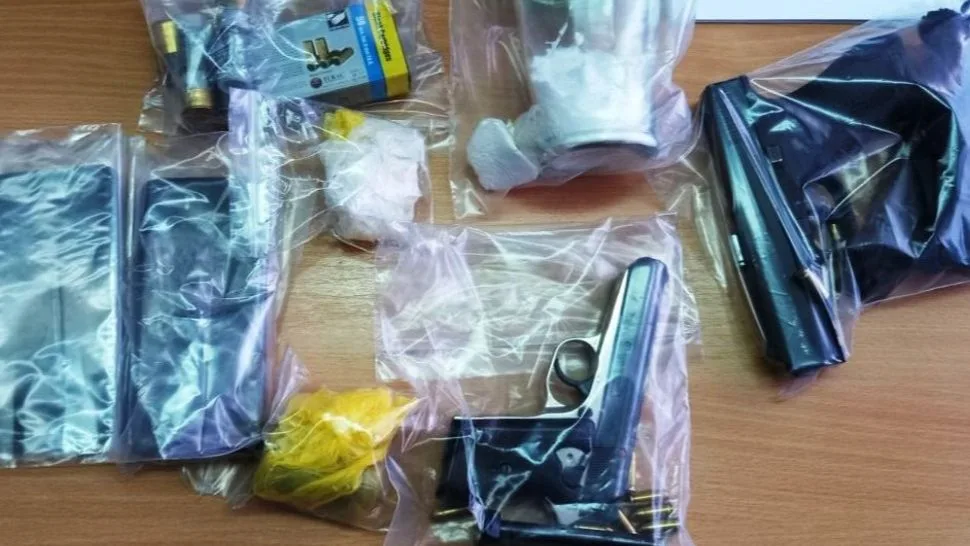 POGLEDAJTE ŠTA SU SVE PRONAŠLI KOD OPASNIH MOMAKA IZ TUZLANSKOG KANTONA