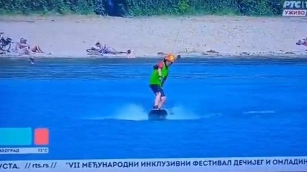“RTS, tvoje pravo da vidiš sve”: Nudist uživo u programu javnog servisa na društvenim mrežama