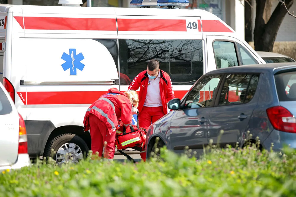 STRADALE ČETVORI OSOBE, MEĐU NJIMA I DVOJE DJECE: STRAVIČNA NESREĆA KOD PRNJAVORA, SUMNJA SE DA JE POGINULA CIJELA PORODICA