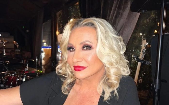 Vesna Zmijanac Se Osusila Pjevacica Odrzala Nastup Poslije Operacije Srca
