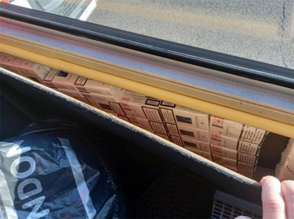 Hrvatska policija uhvatila vozače autobusa iz BiH u pokušaju krijumčarenja cigareta