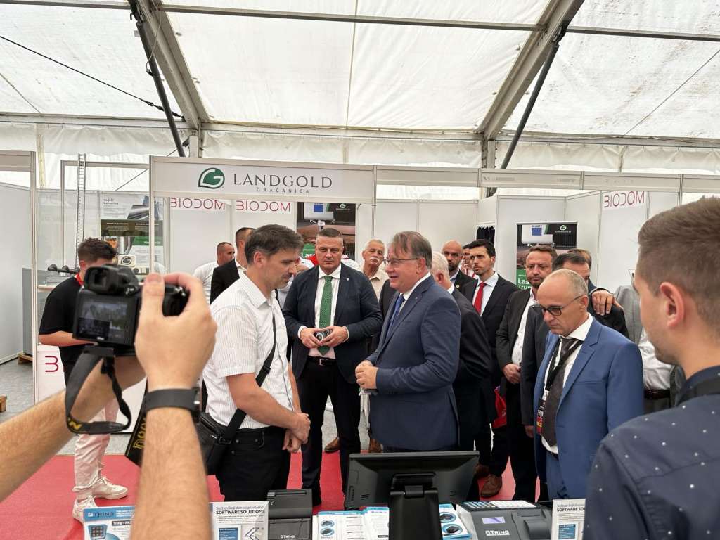 Otvoren sajam ‘GRAPOS EXPO 2023’: Privreda i inovacije na jednom mjestu