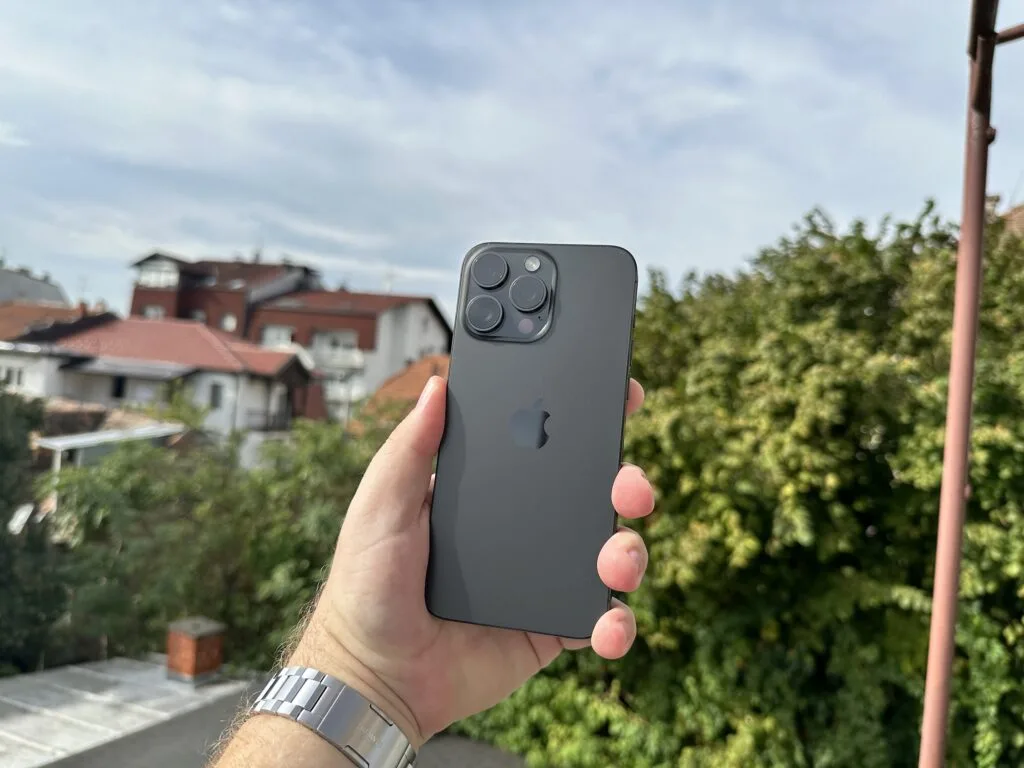 Zašto je iOS 17.0.2 nezaobilazan korak pri prelasku na iPhone 15?