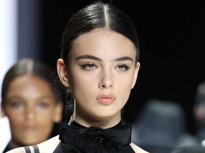 Sve više podsjeća na majku: 19-godišnja kći Monice Bellucci osvaja modni svijet