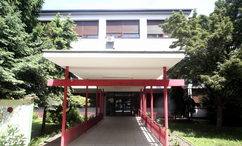 Do kraja godine bit će uređen okoliš 37 sarajevskih škola i vrtića