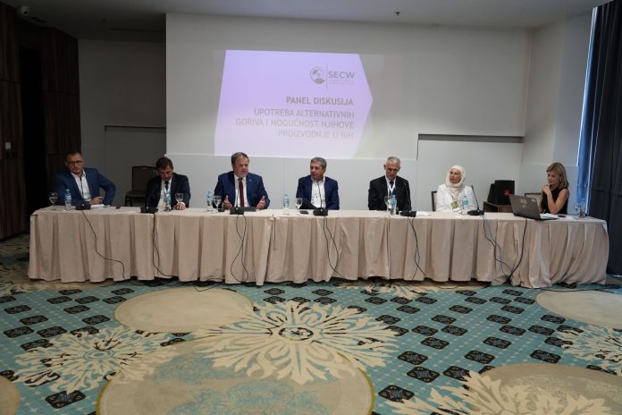 Lukavac Cement Odrzao Panel Diskusiju O Upotrebi Alternativnih Goriva I