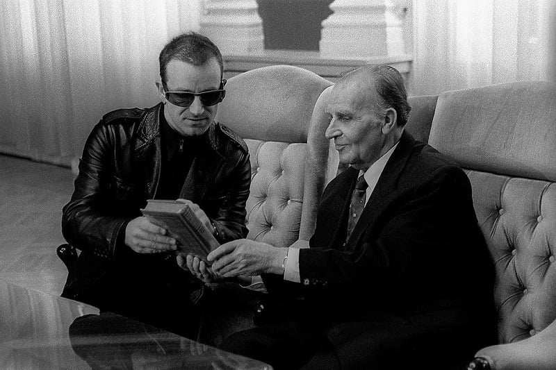 Objavljene su do sada neviđene fotografije s današnjeg koncerta U2 u Sarajevu