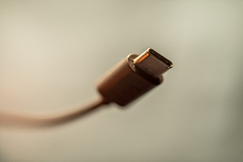 koje su karakteristike usb-c porta i kako ga pravilno koristiti?