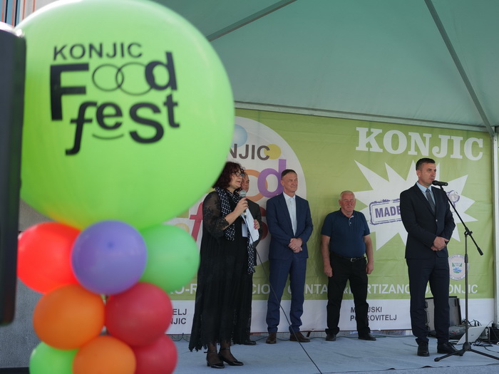 FOTO: Food fest u Konjicu privukao goste iz svih krajeva BiH
