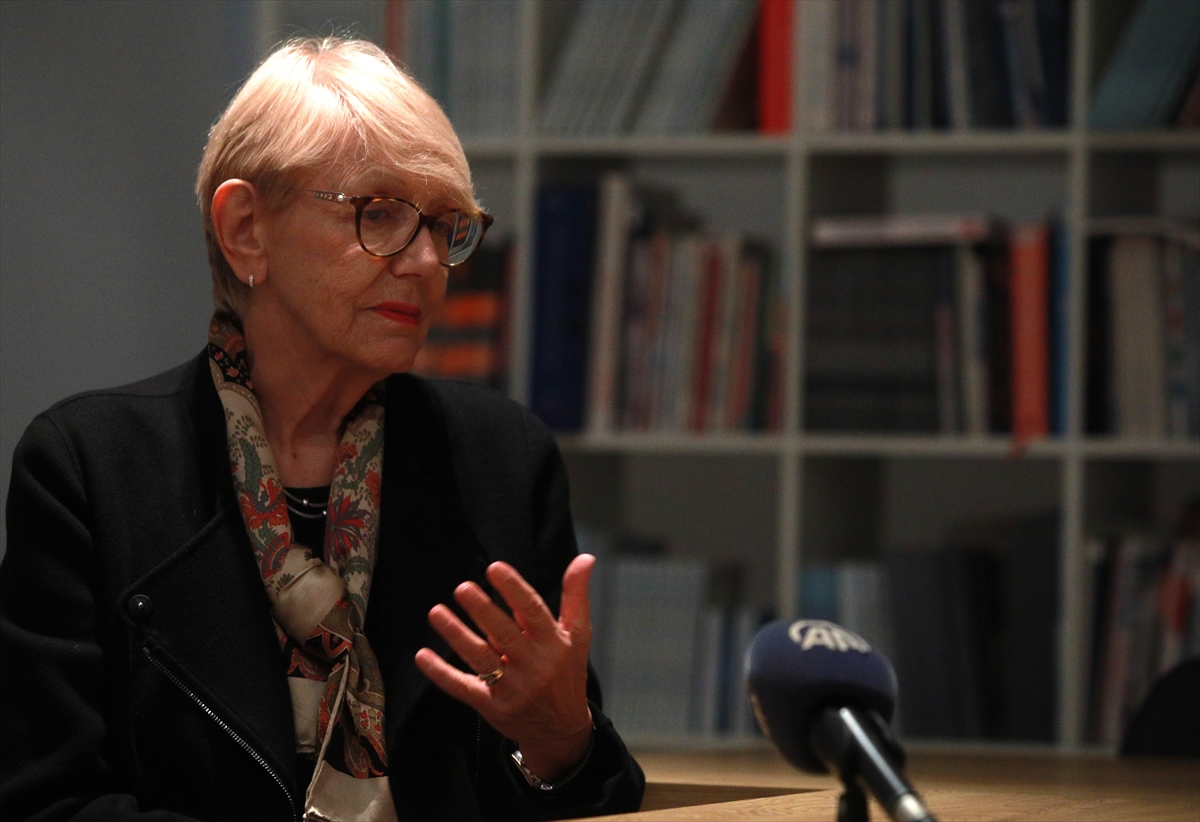 BISERKO O PODIZANJU SPOMENIKA MIHAILOVIĆU: ČETNIŠTVO JE POSTALO ZVANIČNA IDEOLOGIJA U SRBIJI