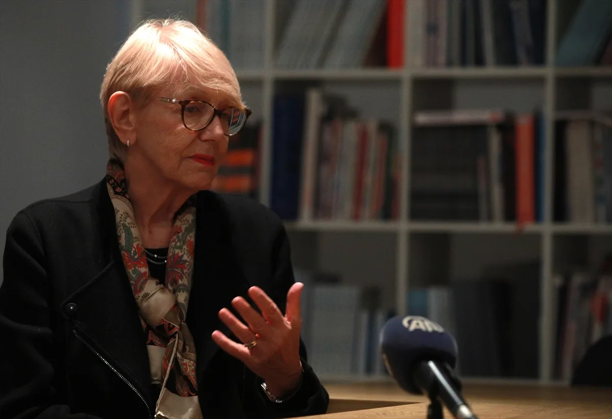 BISERKO O PODIZANJU SPOMENIKA MIHAILOVIĆU: ČETNIŠTVO JE POSTALO ZVANIČNA IDEOLOGIJA U SRBIJI