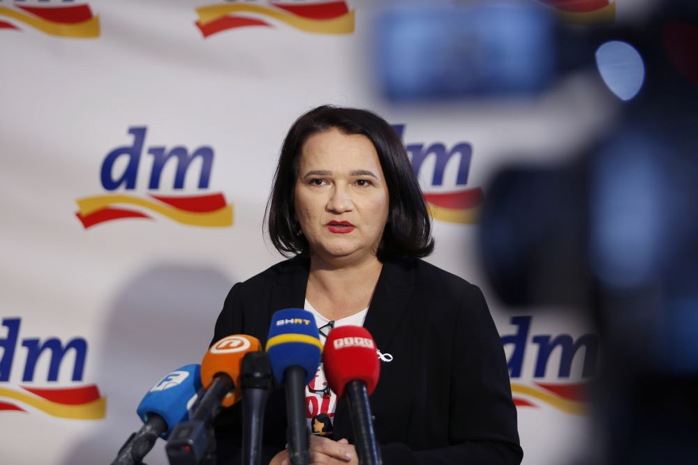Drogerijski lider uspješno završio poslovnu godinu: dmBiH ostvario promet od 344,1 miliona KM - Poslovne novine
