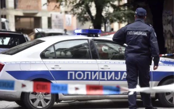 DETALJI HAPŠENJA PREVARANATA: ZAPLENJENI LUKSUZNI AUTOMOBILI, SATOVI I PREKO 150.000 EURA