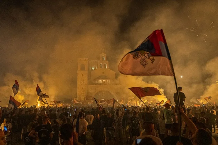 ORUŽJE U HRAMOVIMA SRPSKE PRAVOSLAVNE CRKVE U CRNOJ GORI