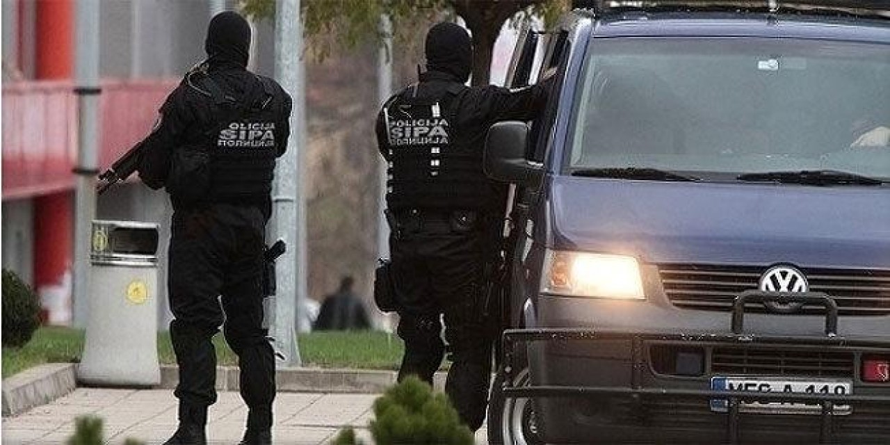 SIPA u akciji ‘Plug’ pretresla 17 lokacija, uhapšeno 12 osoba
