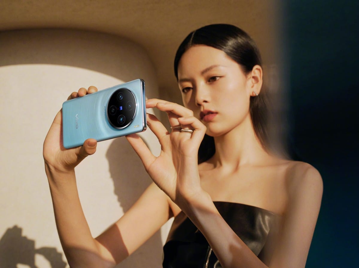 Vivo X100 na promo materijalu
