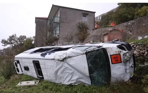 DETALJI NESREĆE: MI VOZAČA NE KRIVIMO, NAJVAŽNIJE NAM JE DA SU DJECA DOBRO
