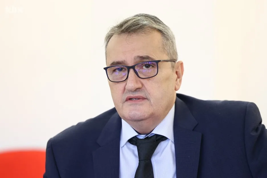Implementacija Zakona o zabrani pušenja: Lokali manji od 50 kvadrata imaju pravo izbora