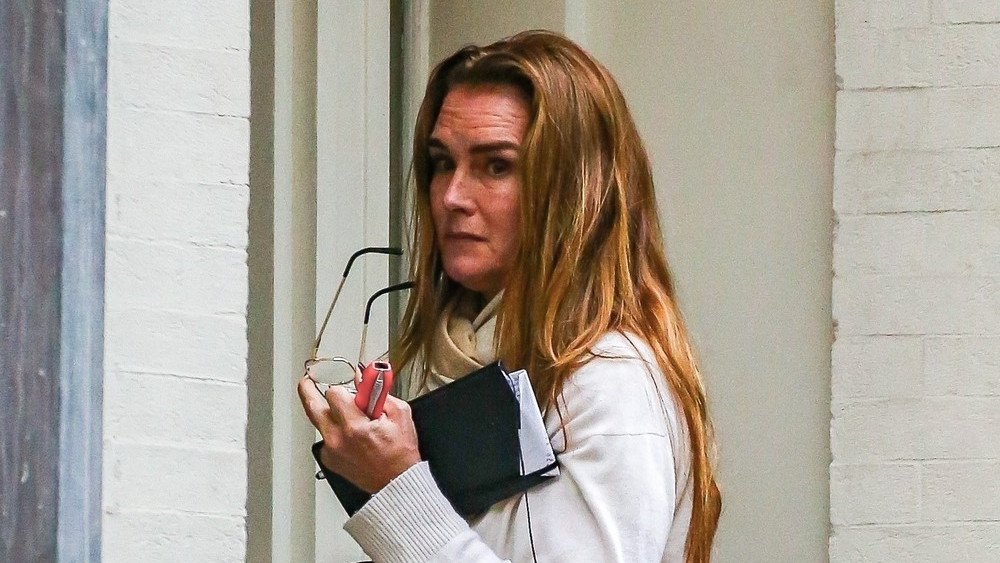 ‘Išla mi je pjena na usta’: Brooke Shields je dobila napadaj nakon što je popila previše vode, evo zašto