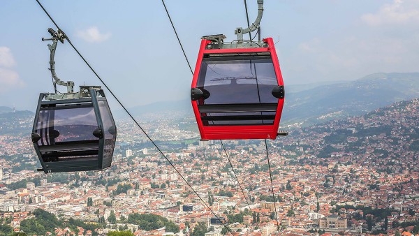 Turisti i gosti iz 90 svjetskih država ove godine posjetili Sarajevo