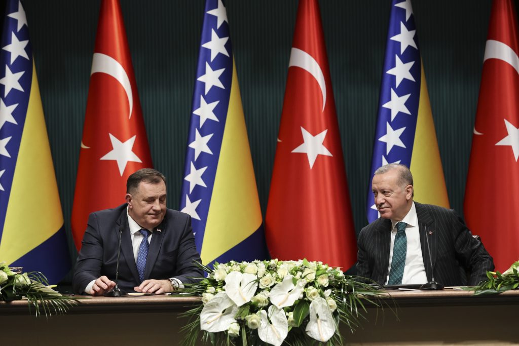 DW: Zašto je Erdoganov saveznik postao medijski mogul u BiH?