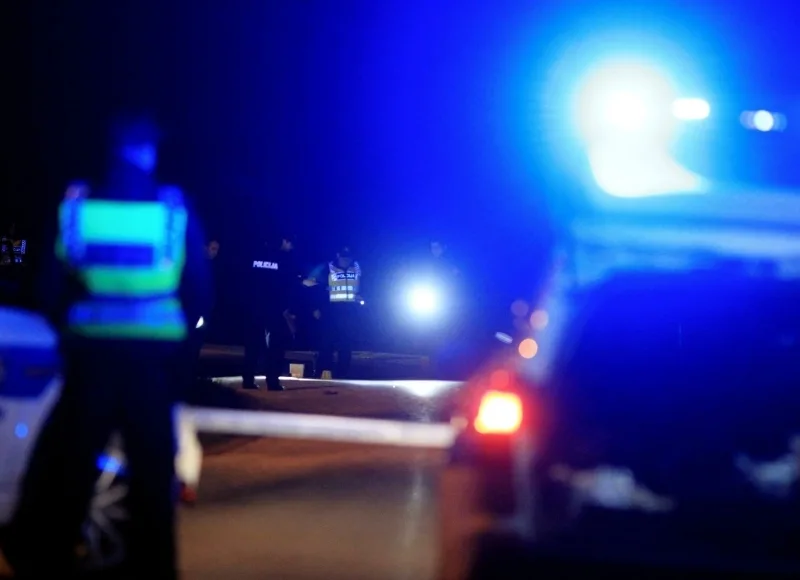 POLICAJCI U TEŠNJU ZAUSTAVILI BMW, VOZAČ I DJEVOJKA NAPALI POLICIJU I POVRIJEDILI IH