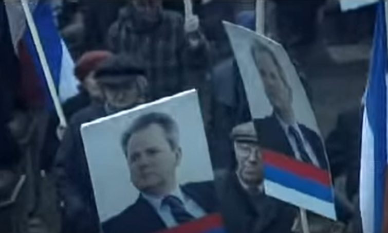 “Volim i ja tebe” rekao Milošević na današnji dan na kontramitingu 1996: Trenutak kada su nastali “sendvičari” i “botovi”