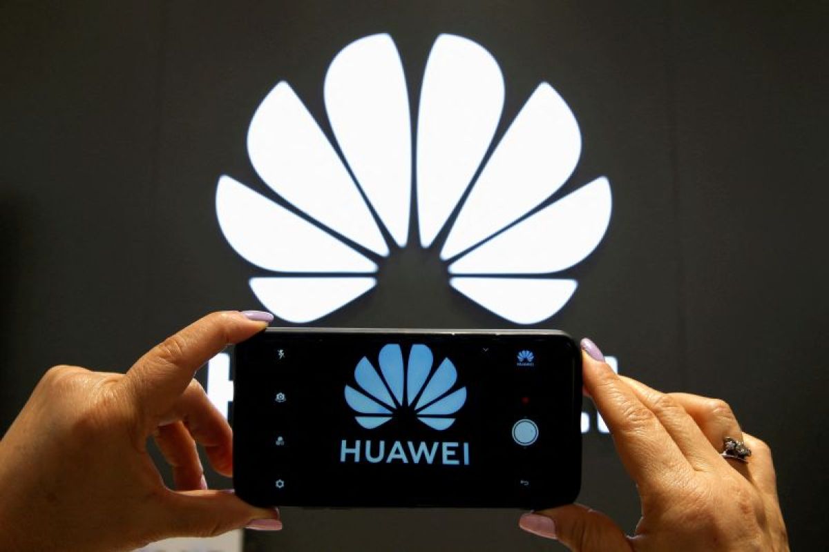 Dolazi Huawei Mate 70 sa HarmonyOS Next i Androidom