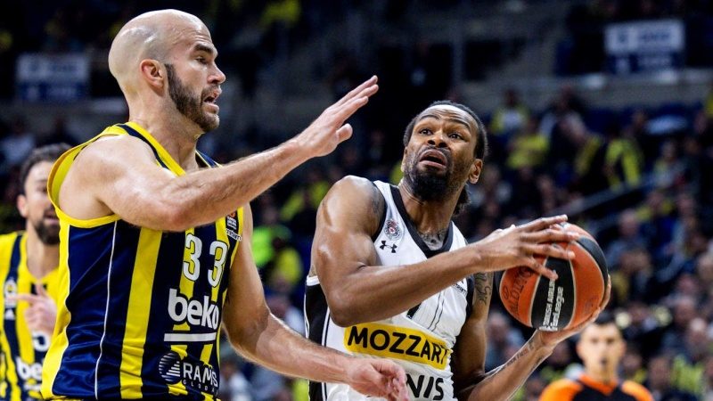 Odličan početak crno-belih, Fener u poslednjoj četvrtini razbio Partizan!