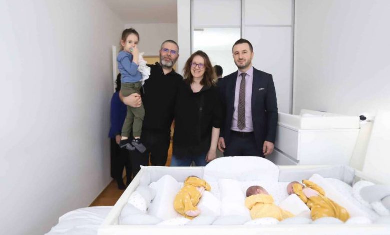 Posjeta porodici Trnka: Općina Novi Grad u 2024. planirala podršku svim porodicama s troje djece