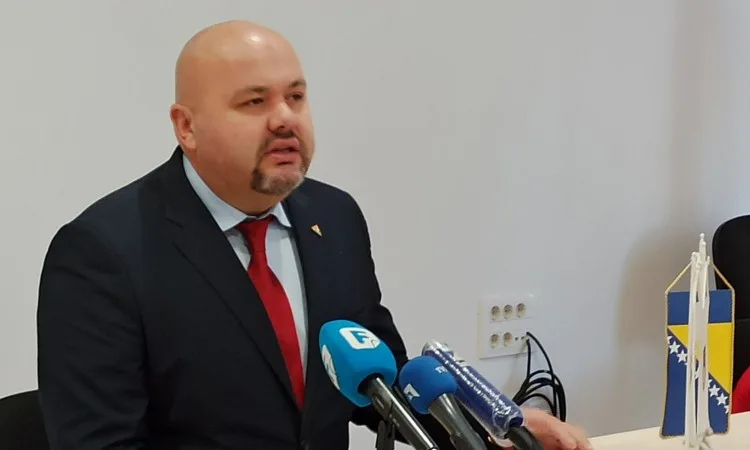 Sindikalisti odgovorili Hoti-Muminović: Ne podcjenjujte inteligenciju radnika