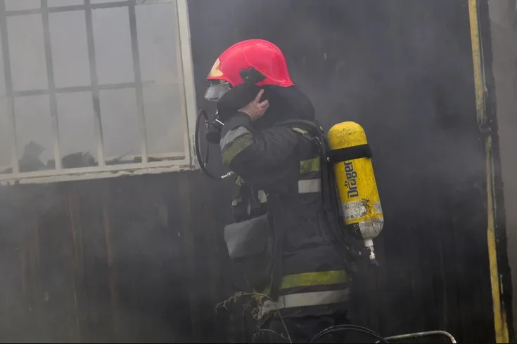 U POŽARU PORODIČNE KUĆE POGINULI ŽENA I OSMOGODIŠNJE DIJETE