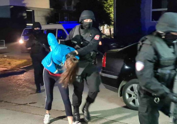 1706796677 103 Mali Je Bio Dobro Dijete Ona Ga Je Zaludjela Komsije