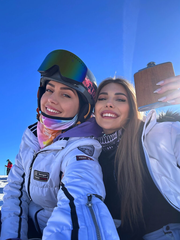 SanMedik na Jahorini: Zajednički odmor uz skijanje i proslavu šeste godišnjice kompanije - Poslovne novine