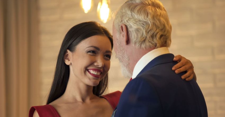 Žene Rak, Vaga, Jarac i Škorpion obožavaju starije muškarce i cijene tradicionalne vrijednosti