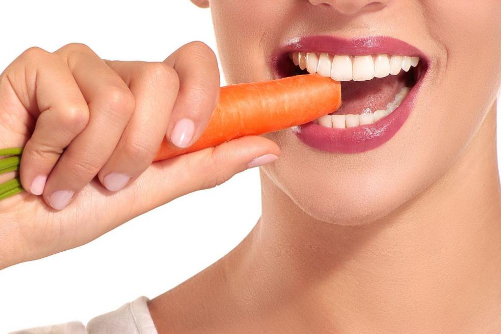 PUNA VITAMINA C: DESET RAZLOGA ZAŠTO TREBATE JESTI MRKVU SVAKI DAN
