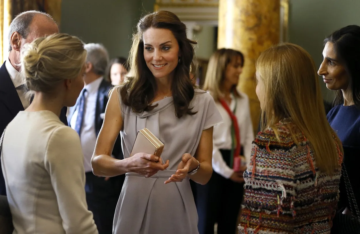 Slavnoj Srpkinji, čije haljine obožava Kate Middleton, uručena je prestižna nagrada u Buckinghamskoj palači