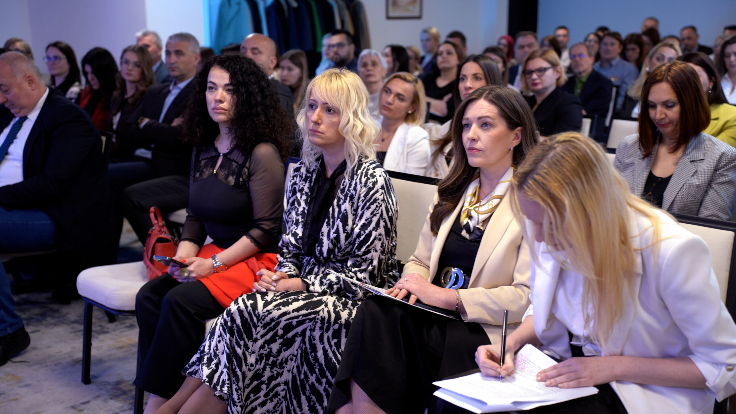 Vijeće stranih investitora u BiH i Agencija za rad i zapošljavanje BiH organizovali stručnu raspravu na temu zapošljavanja i obrazovanja u Bosni i Hercegovini – Poslovne novine
