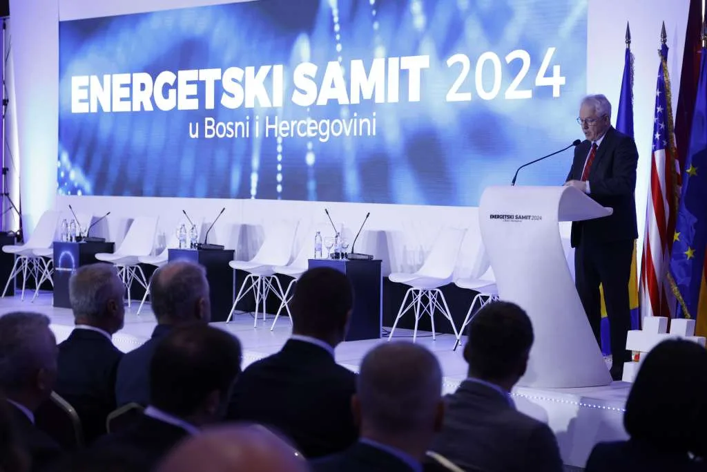 Zaključne teme Energetskog samita 2024 – Tržišna ekonomija i razvoj mrežnih kapaciteta – Business Magazine