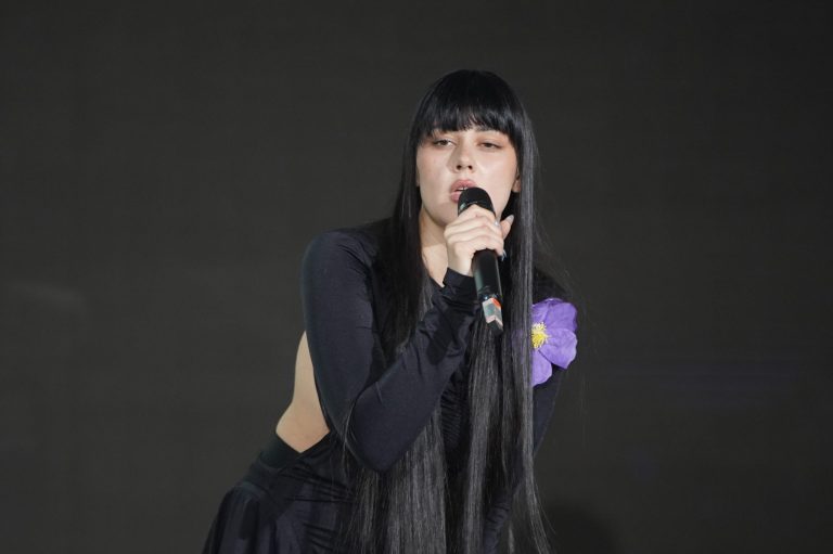 Teya Dora predstavila novi kostim na prvoj probi u Malmöu: Evo kako će izgledati na Euroviziji i tko stoji iza kreacije